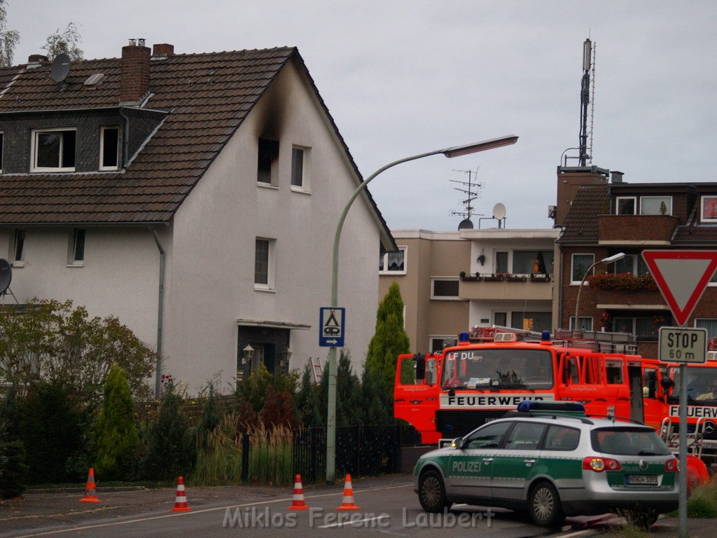 Dachgeschossbrand Koeln Duennwald Leuchterstr   P09.JPG